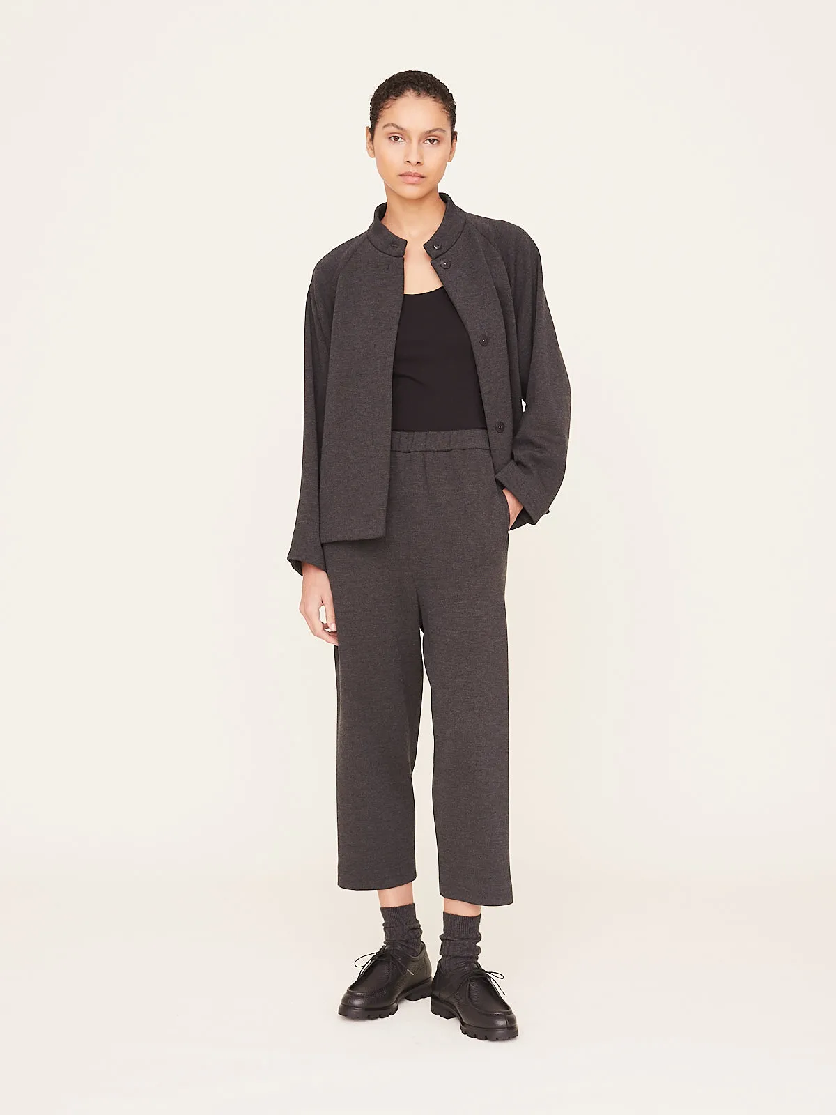 Easy Pants in Charcoal Top Grey