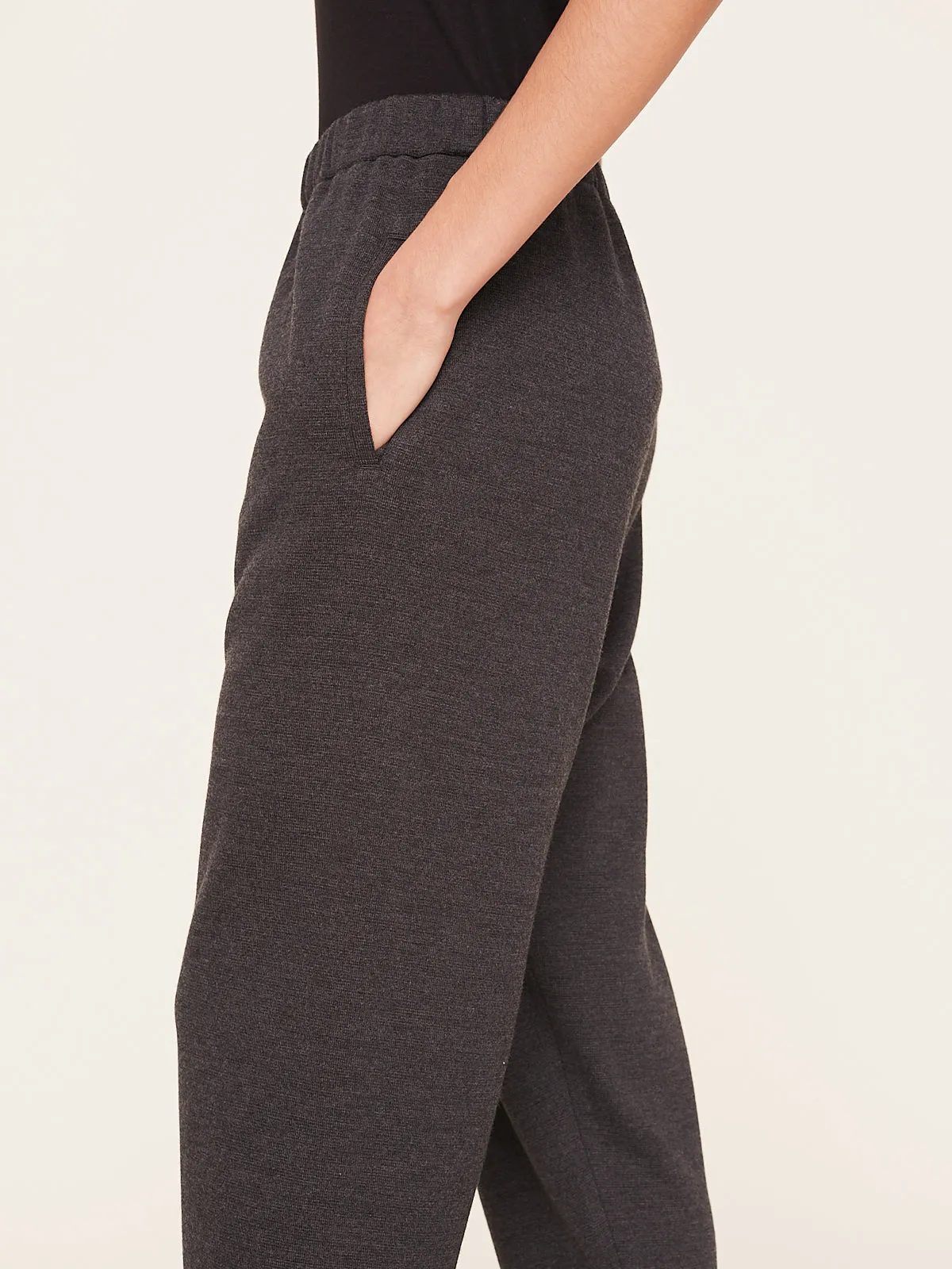 Easy Pants in Charcoal Top Grey