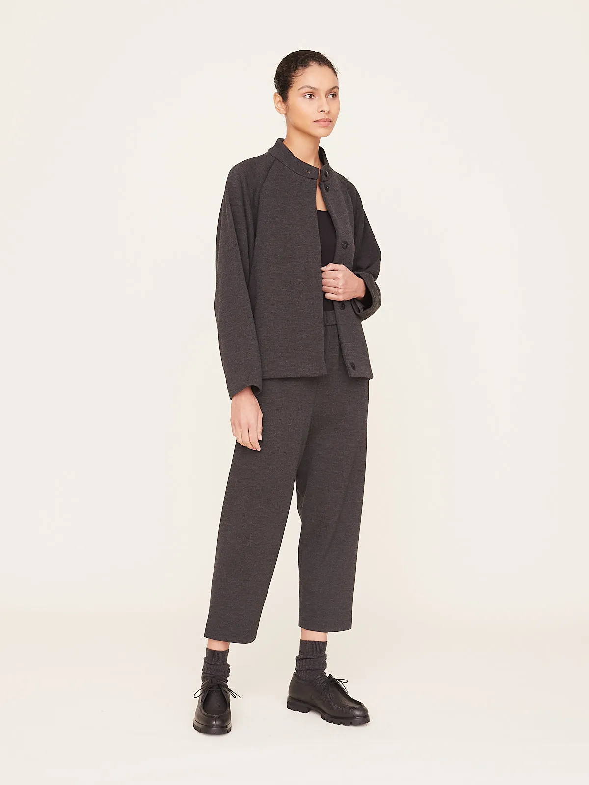 Easy Pants in Charcoal Top Grey